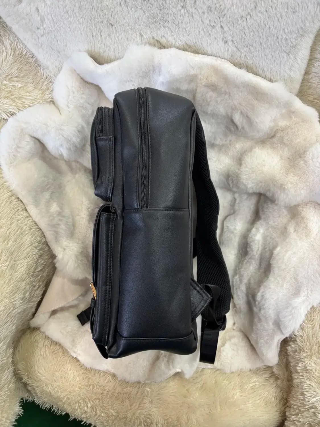 포올 블랙 백팩 상품이미지2