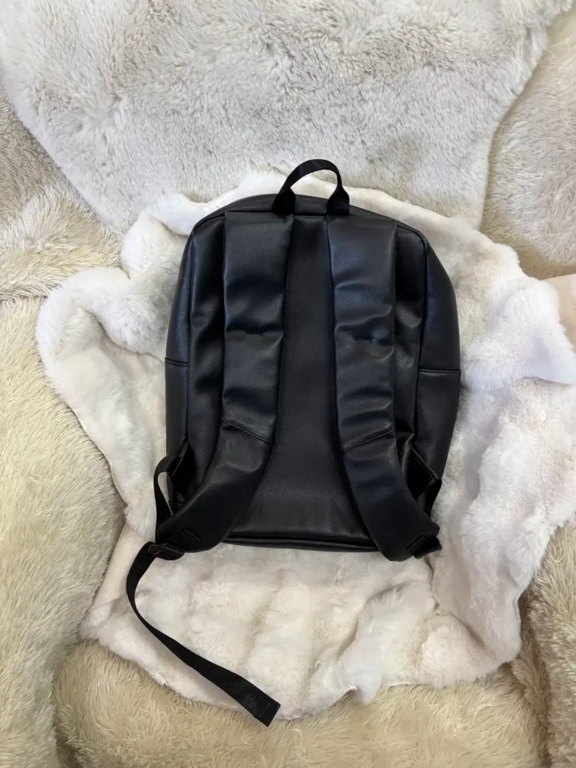 포올 블랙 백팩 상품이미지3