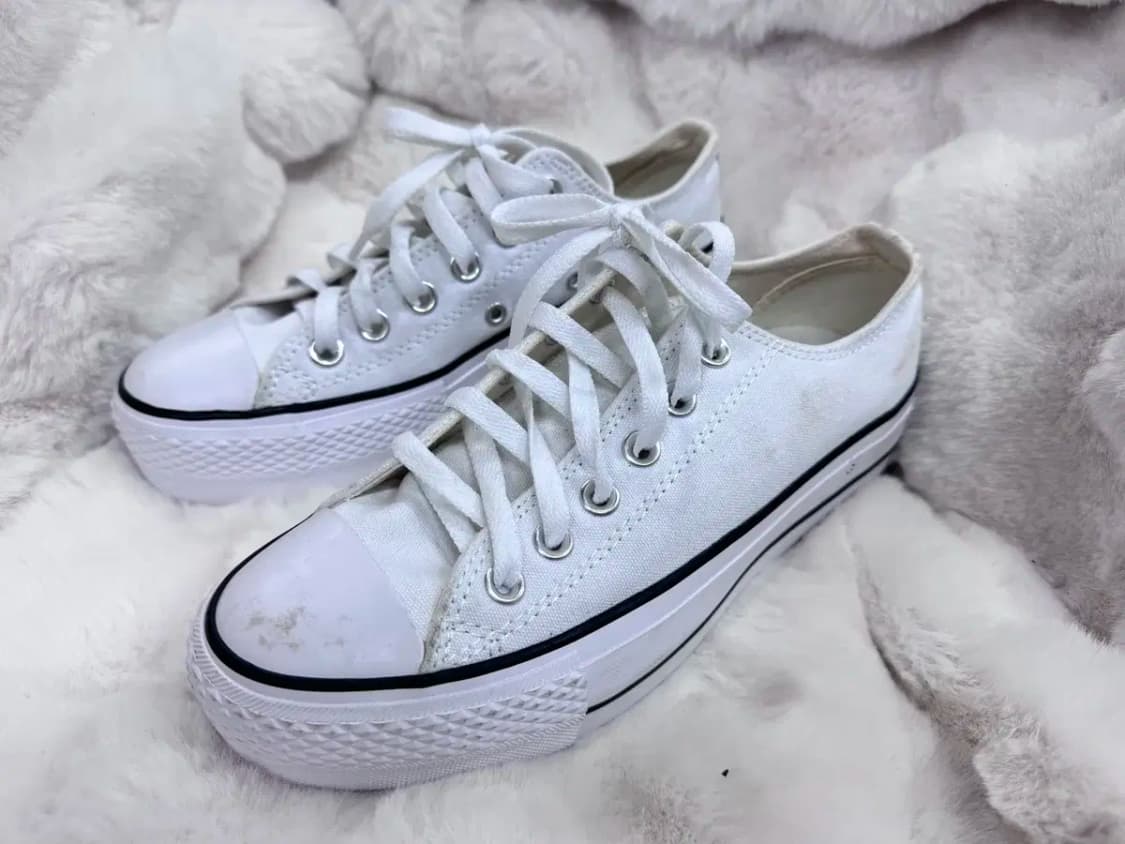 캔버스 척 테일러 올스타 리프트 로우 화이트 스니커즈 상품이미지5