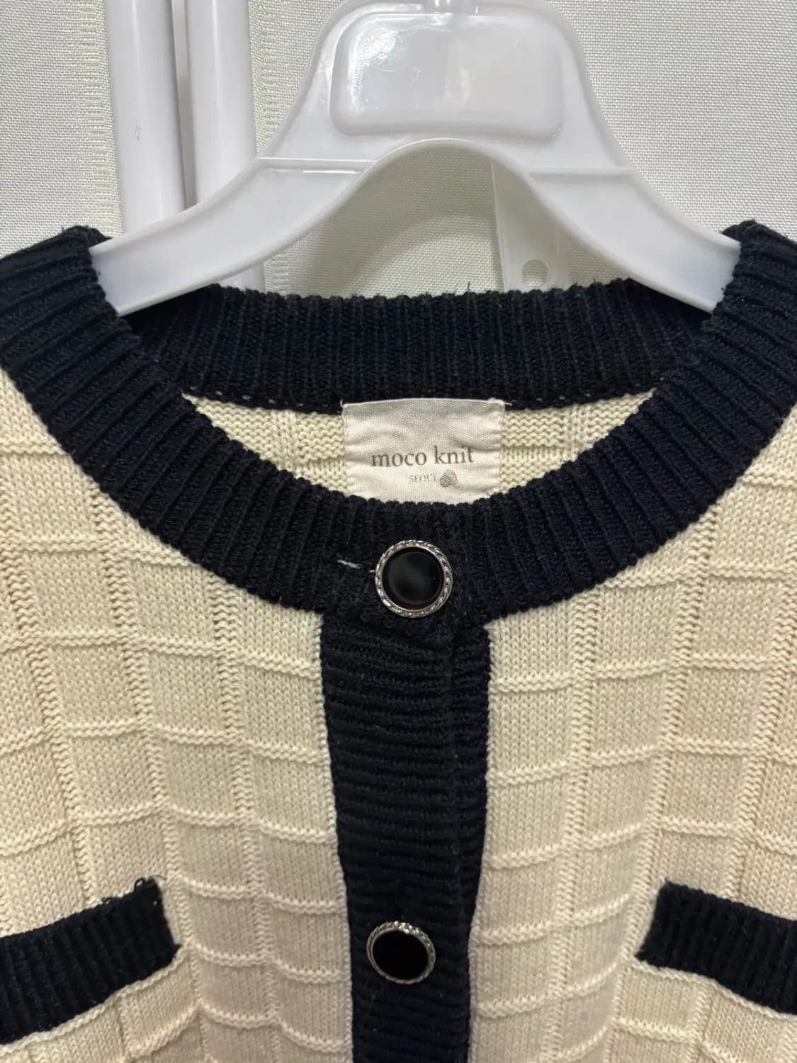 모코 니트 라운드 넥 가디건 상품이미지2