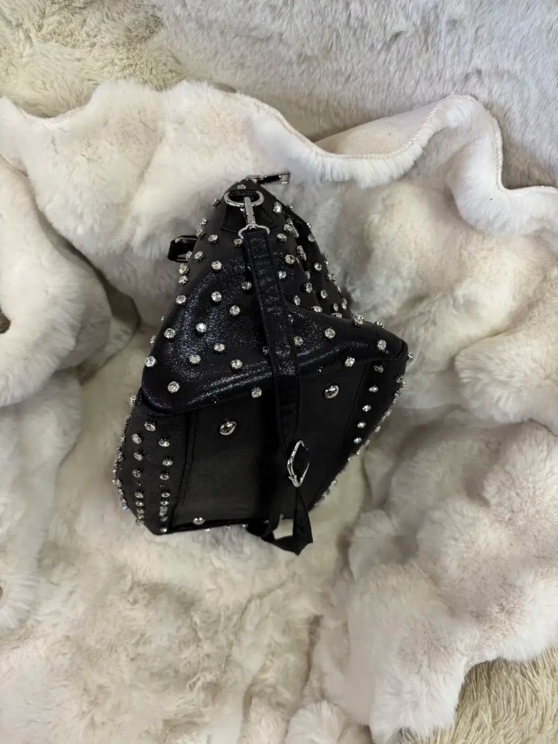 스터드 장식 블랙  보스턴  크로스 백 상품이미지2