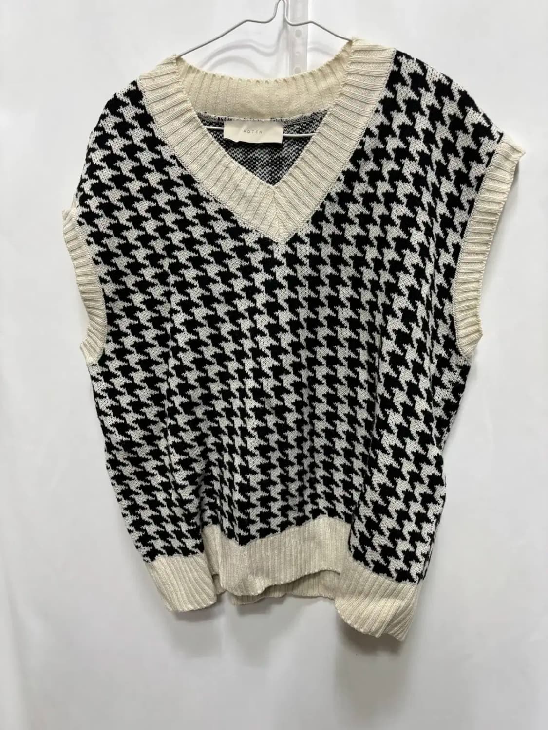 브이넥 체크무늬 조끼 베스트 상품이미지1