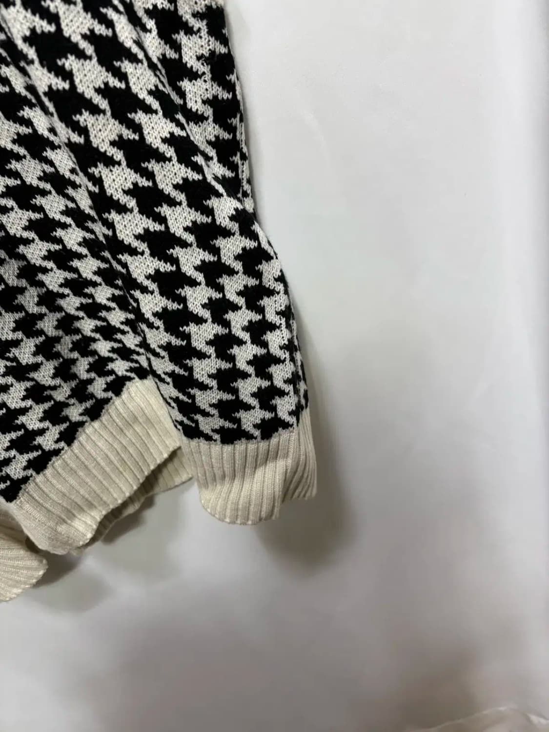 브이넥 체크무늬 조끼 베스트 상품이미지3