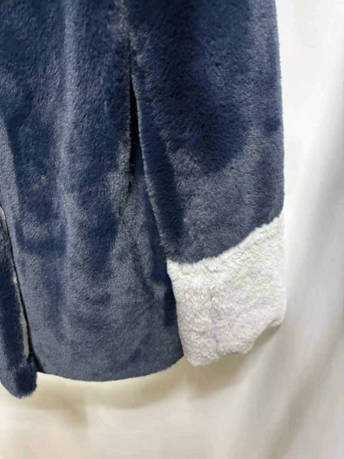 CUSTO 블루 화이트 퍼 반코트 상품이미지3