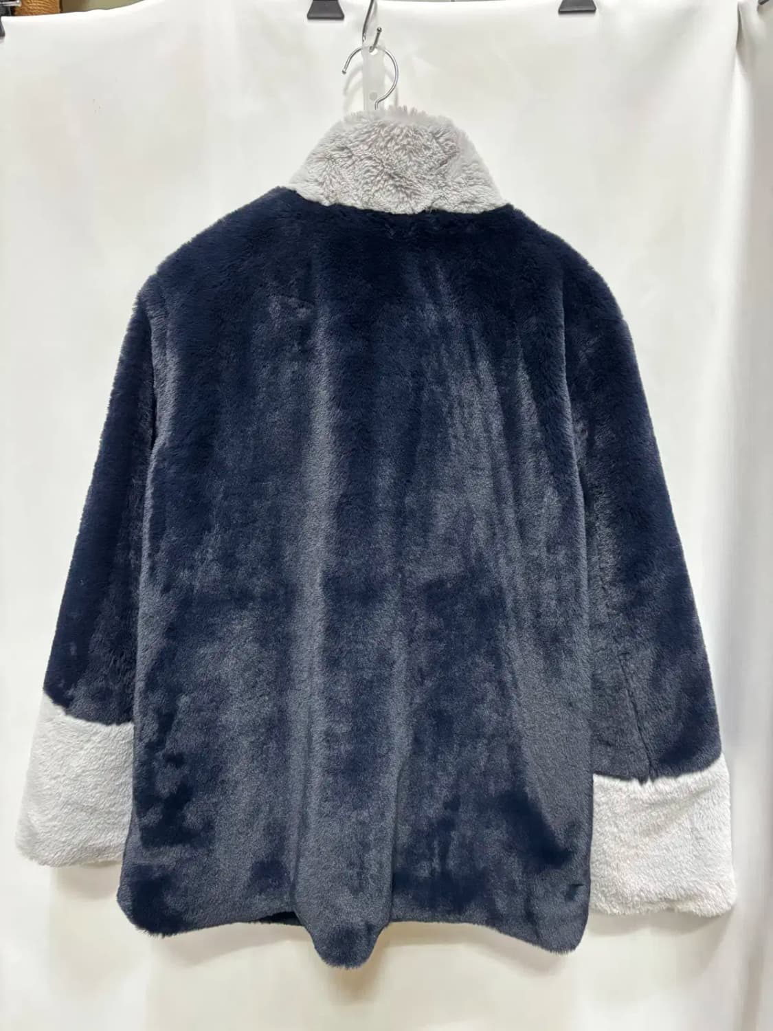 CUSTO 블루 화이트 퍼 반코트 상품이미지4