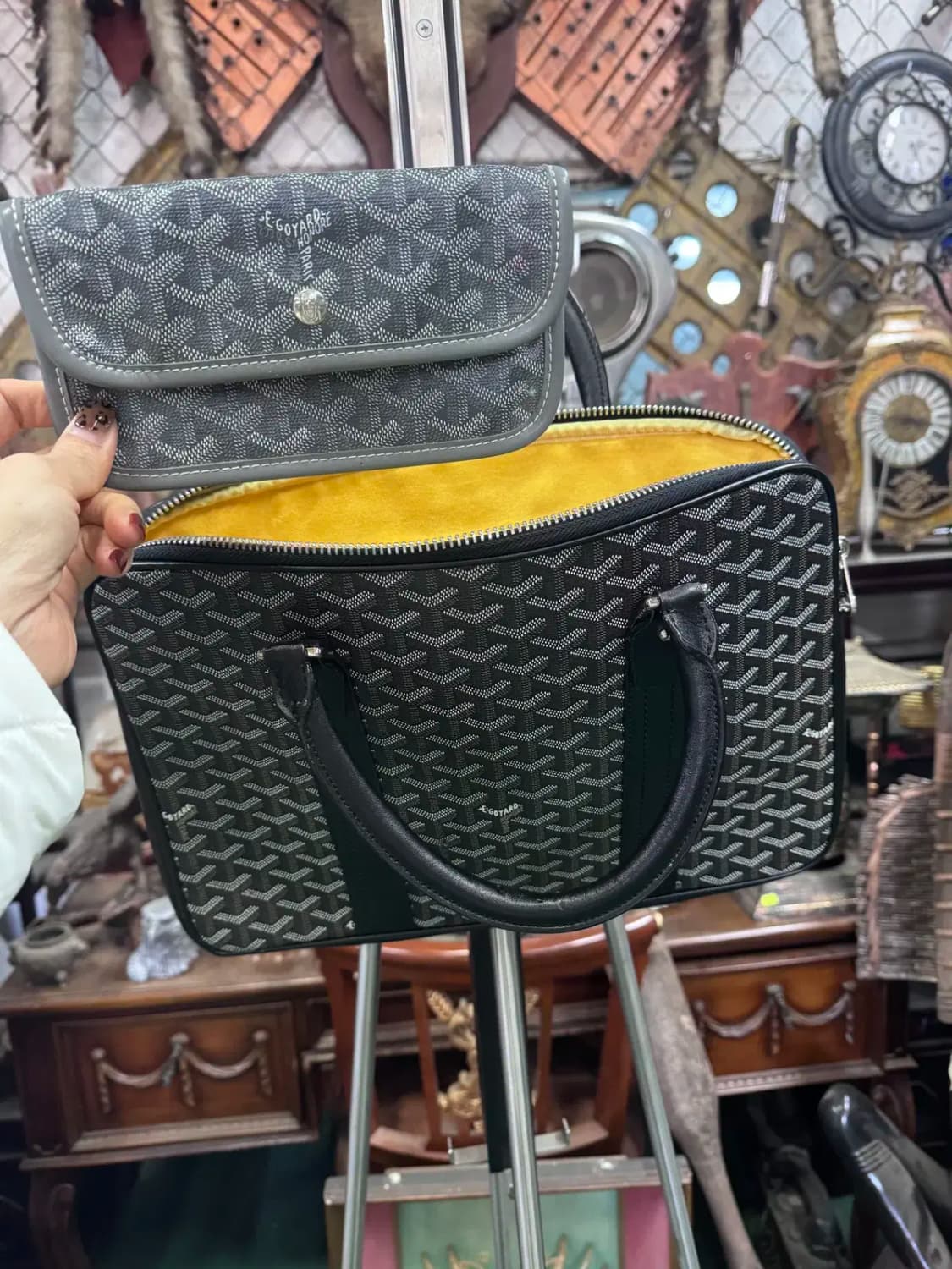 고야드(Goyard) 캔버스 소재 블랙 비즈니스 백(지갑포함) 상품이미지4