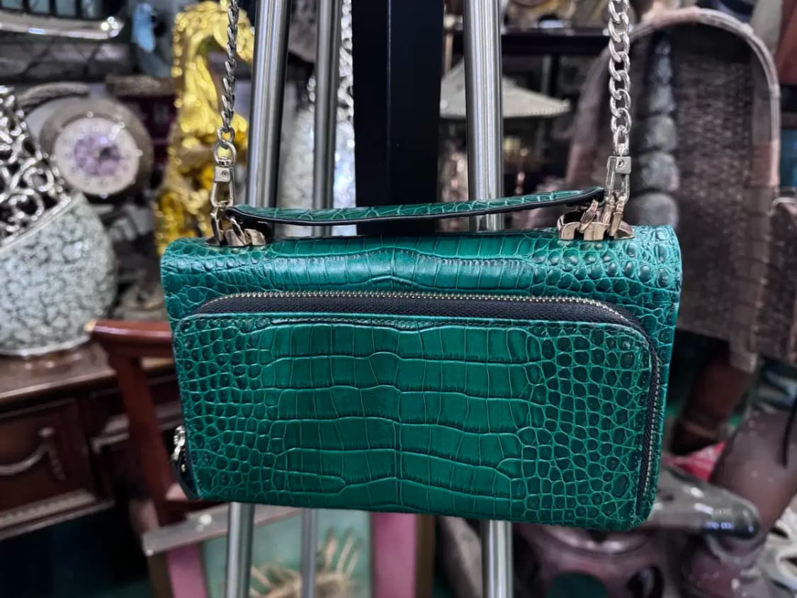 금장체인 가죽 크로스백 상품이미지2