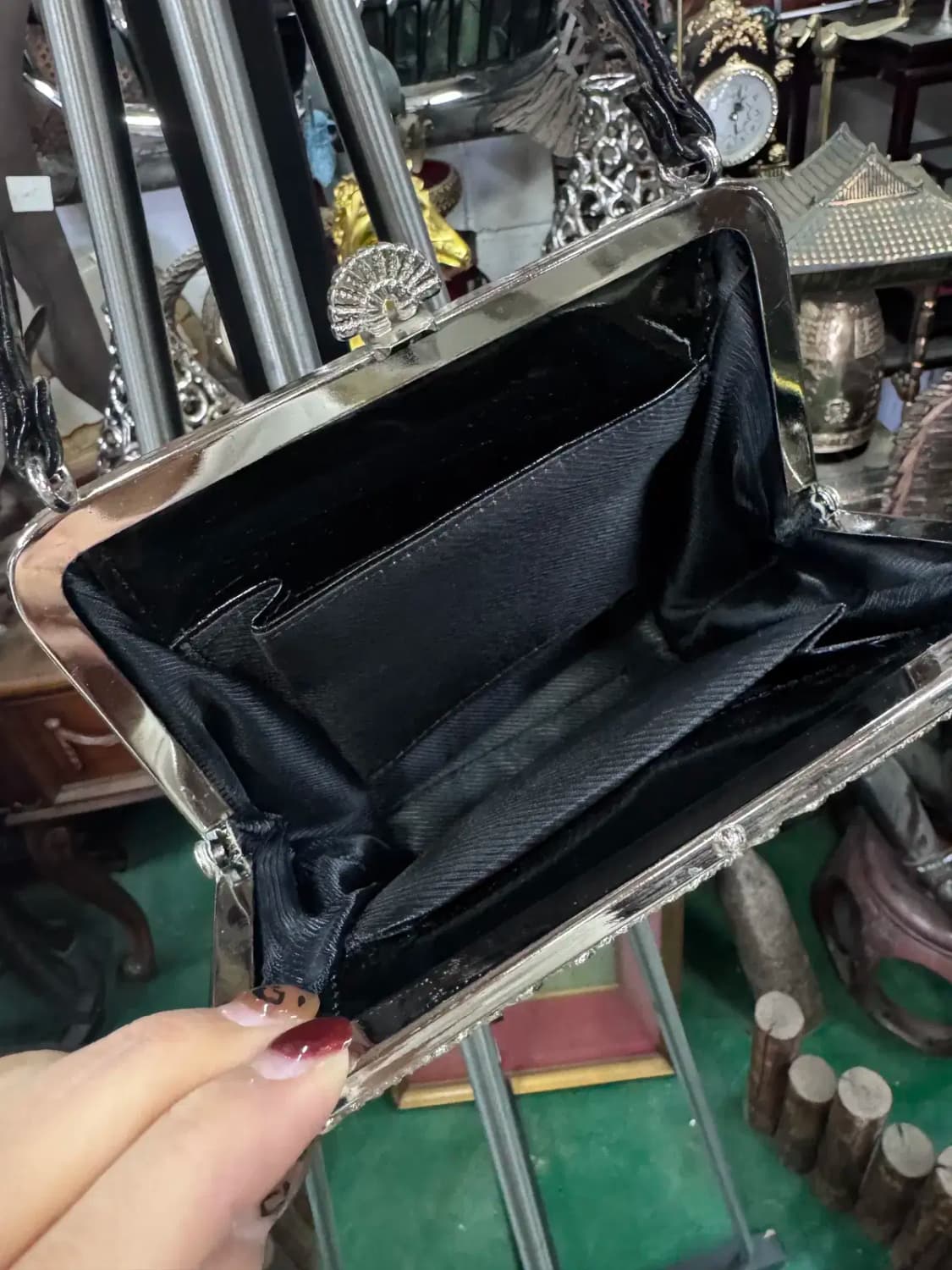 가죽 테두리 줄무늬 보석장식 핸드백 한복가방 상품이미지4