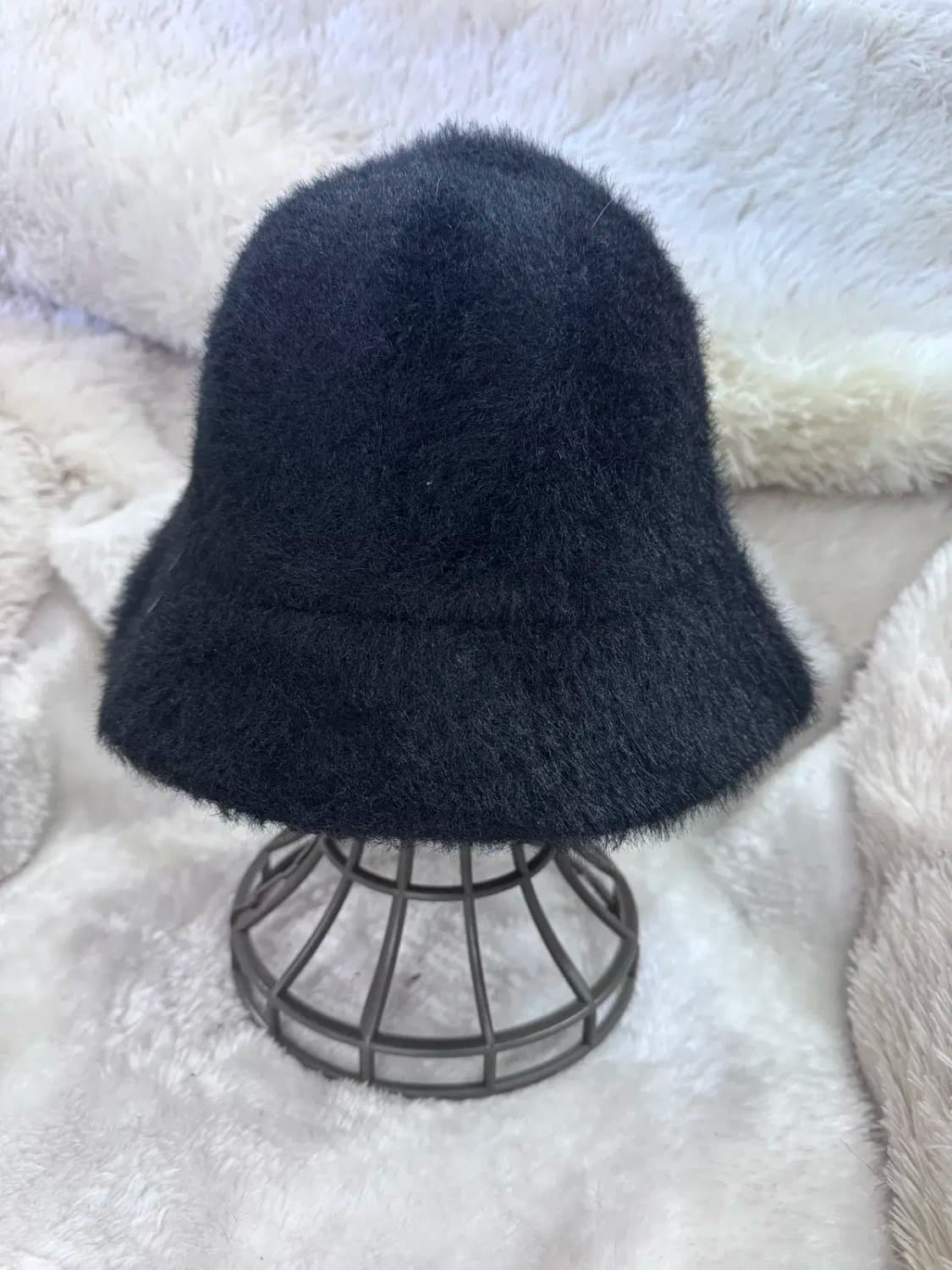 블랙 여성 벙거지 털모자 상품이미지1