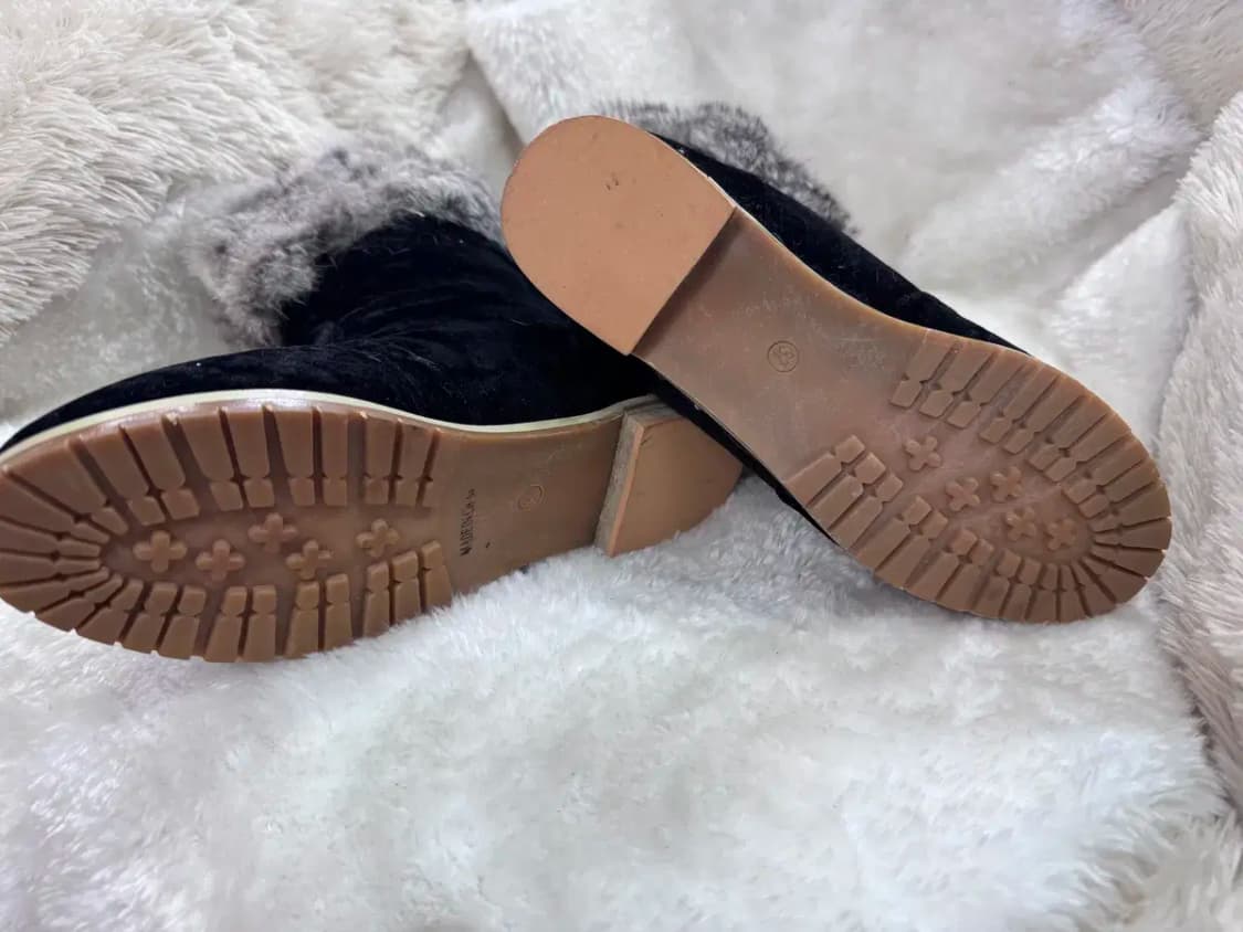 블랙 스웨이드 그레이 퍼 트리밍 여성 부츠 상품이미지5