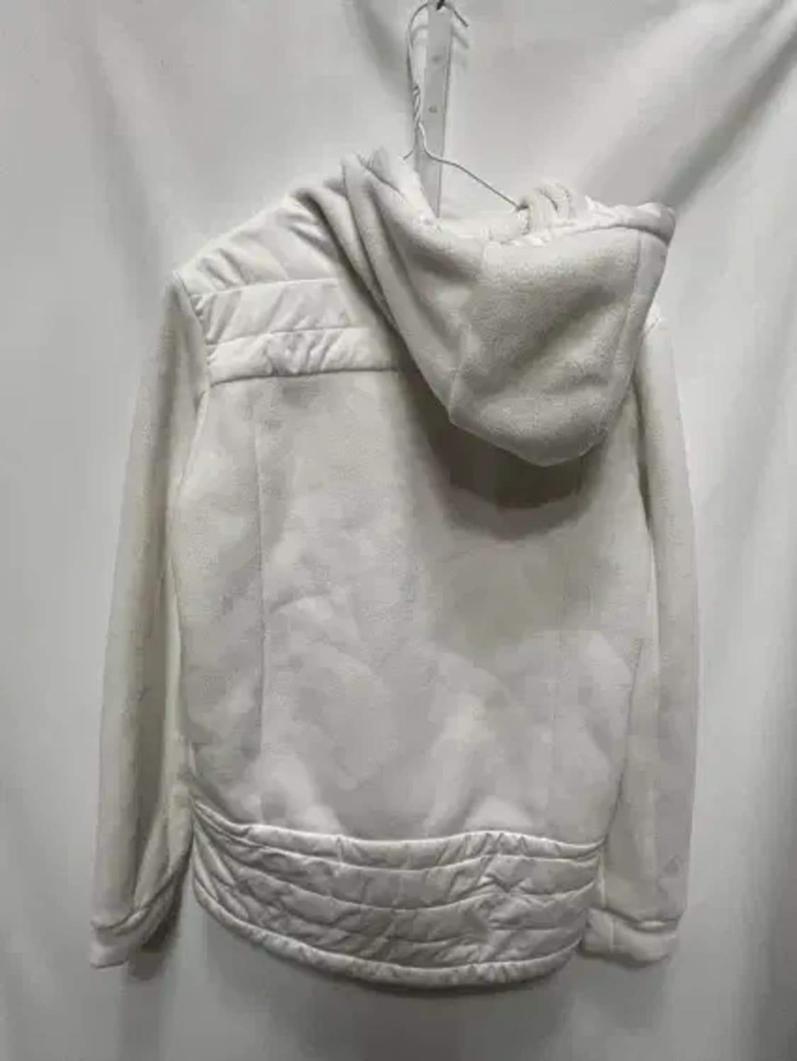 퓨마 화이트 누빔 점퍼 L 상품이미지4