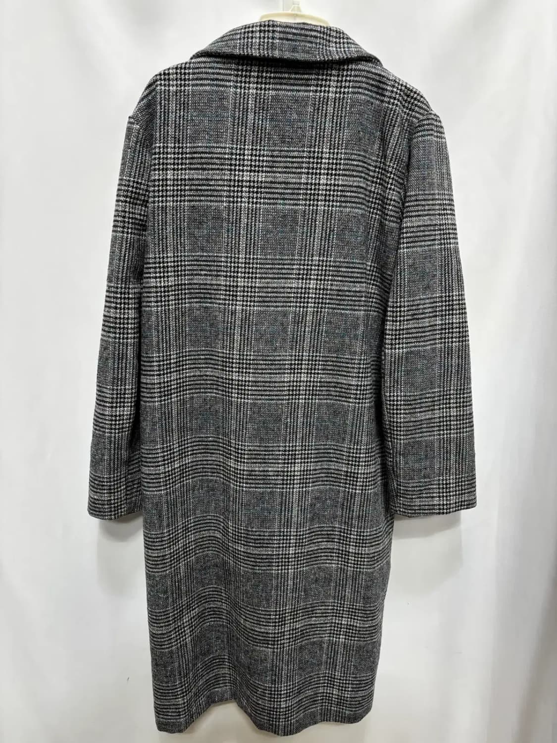 체크무늬 더블 버튼 롱 코트 상품이미지4