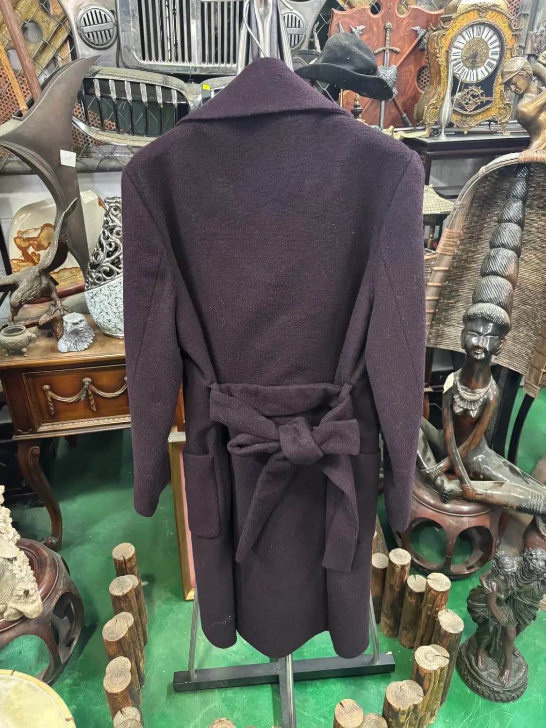 비비안 탐(VIVIENNE TAM) 딥버건디 롱코트 상품이미지4