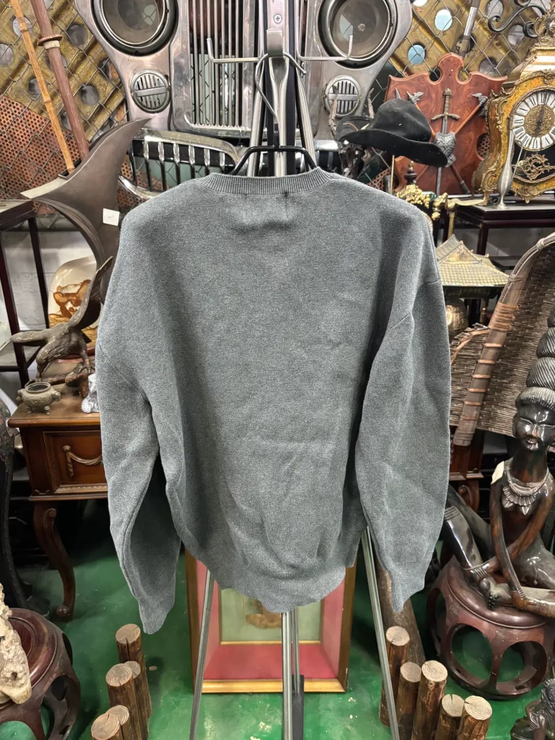 론트(LOHNT) 그레이 니트 멘투맨 스웨터 상품이미지4