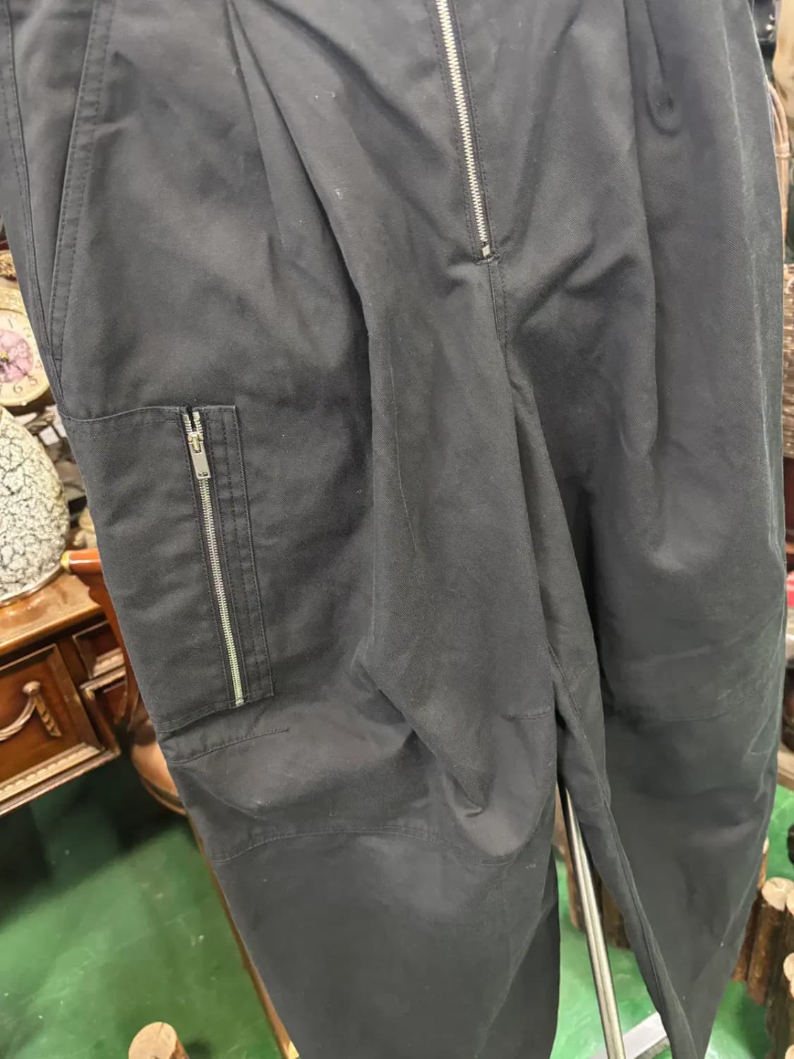 블랙 와이드 레그 지퍼 오버랩 카고 팬츠 상품이미지3