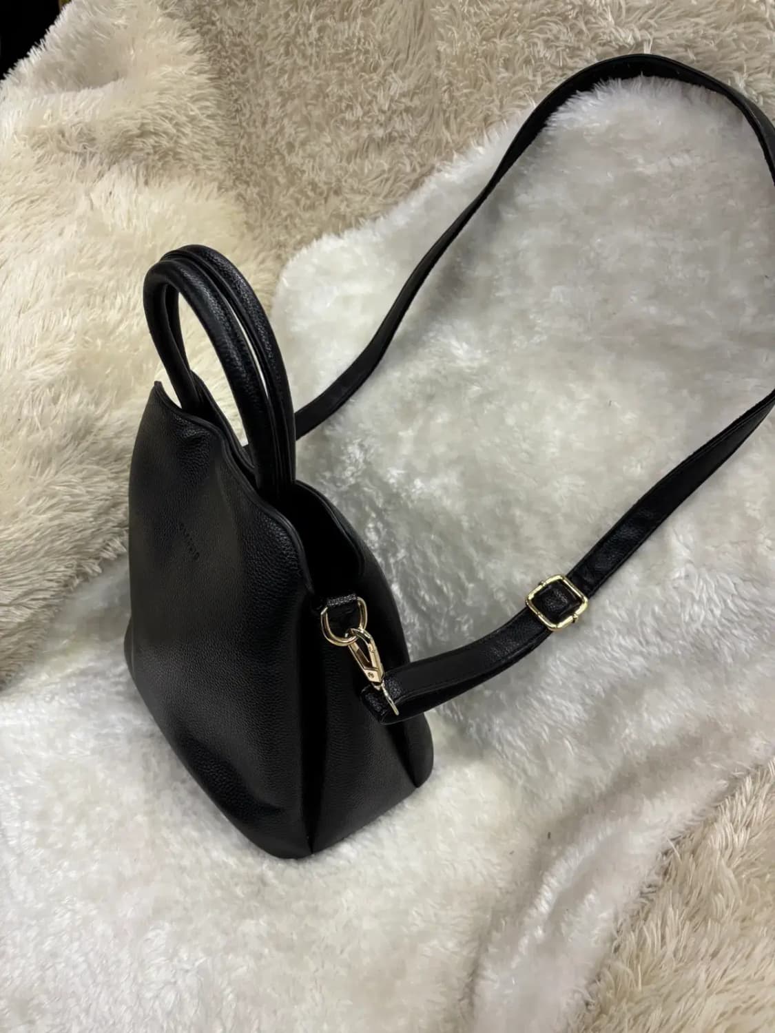 클래시 블랙 미니 토트백 앤 크로스백 상품이미지2