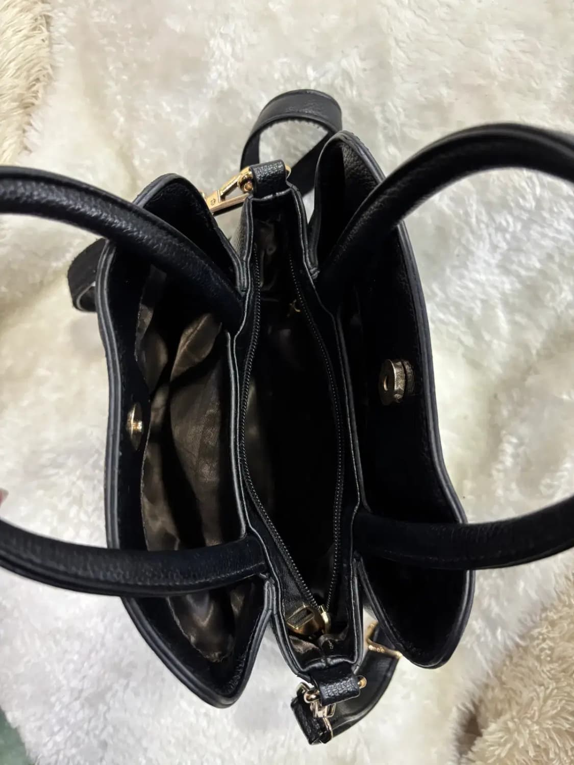 클래시 블랙 미니 토트백 앤 크로스백 상품이미지4