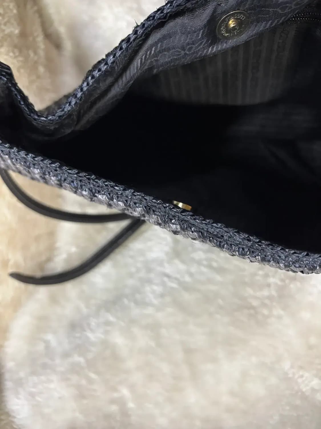 블랙 앤 차콜 위빙 숄더백 겸 크로스백 상품이미지4