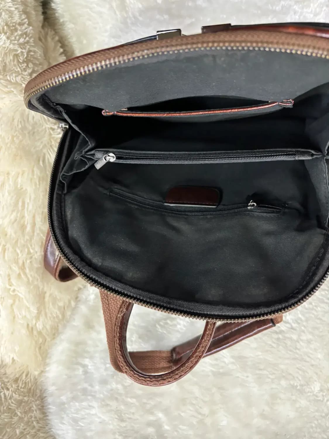 레더 시크 숄더백 겸용 백팩 상품이미지4