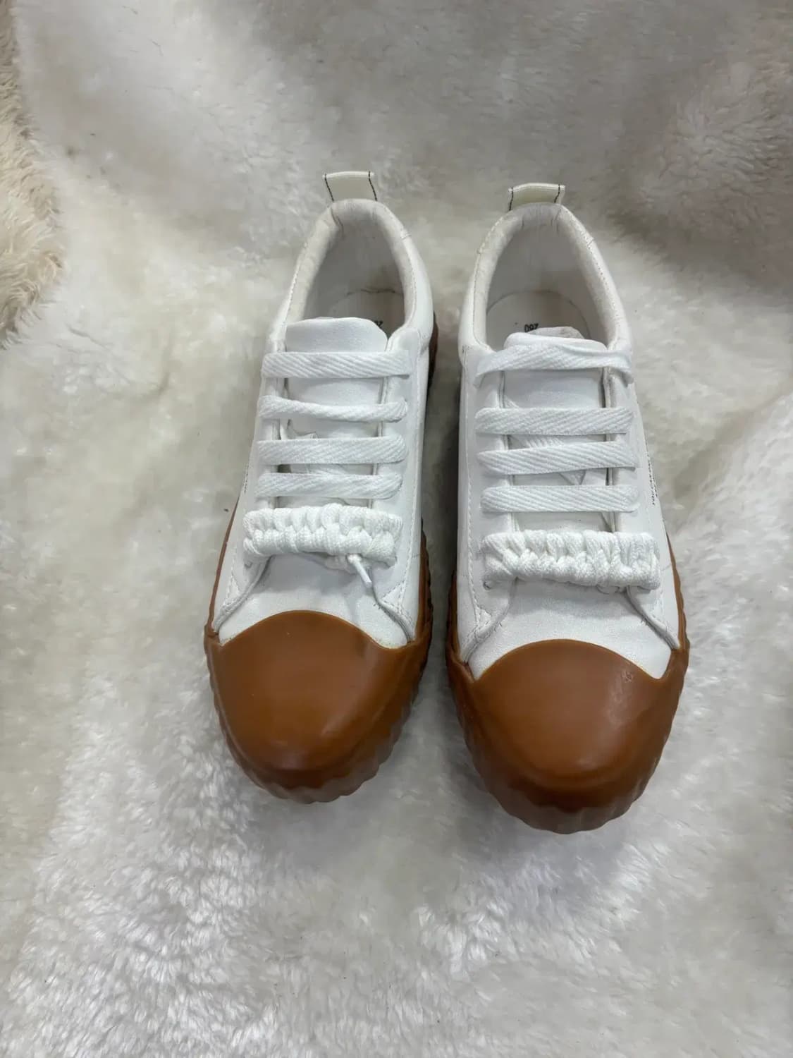 슈펜 러버 타이포 스니커즈 260 상품이미지1