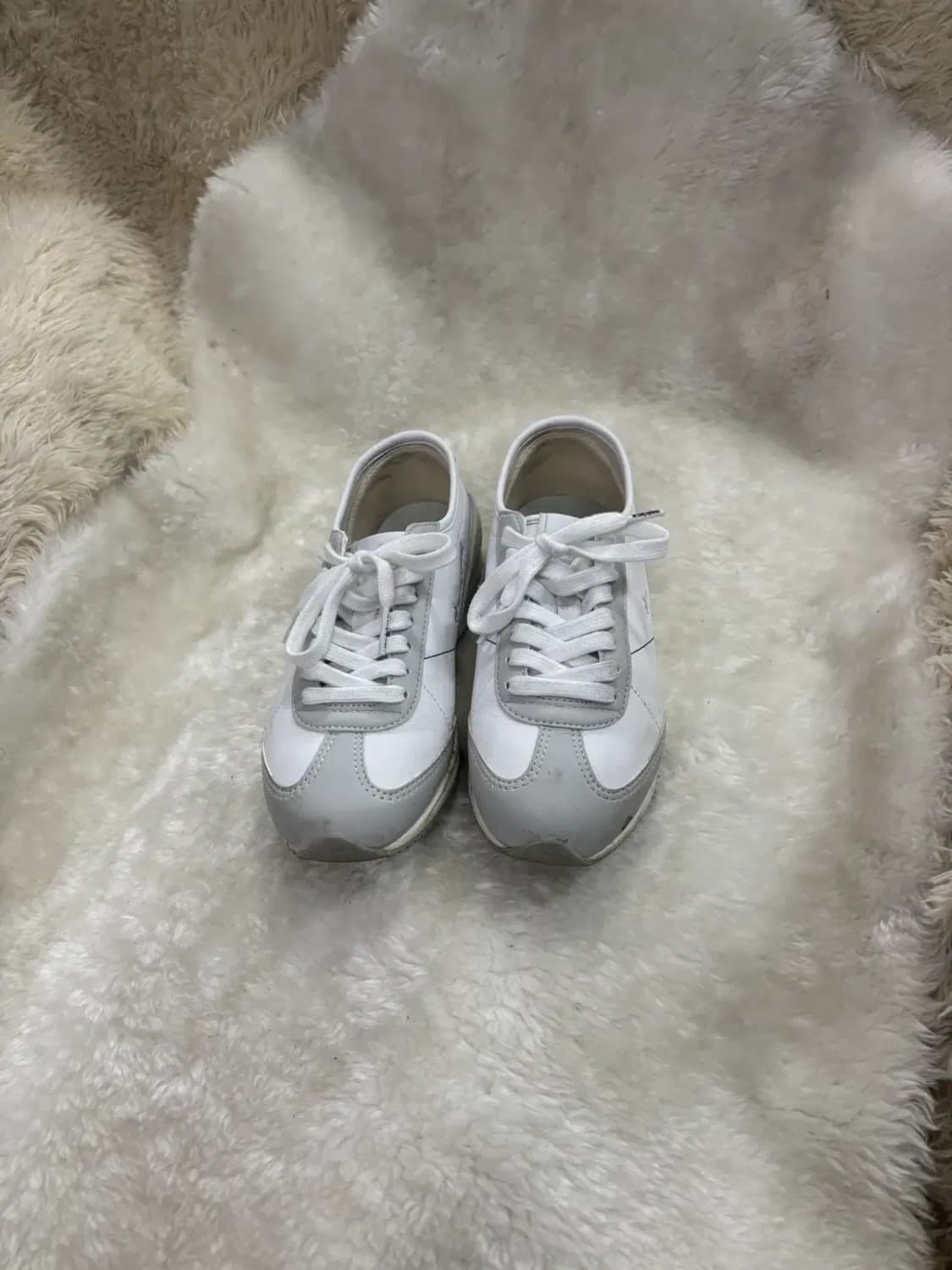 르꼬끄포폴라 클래식 소프트 화이트 스니커즈 225 상품이미지1