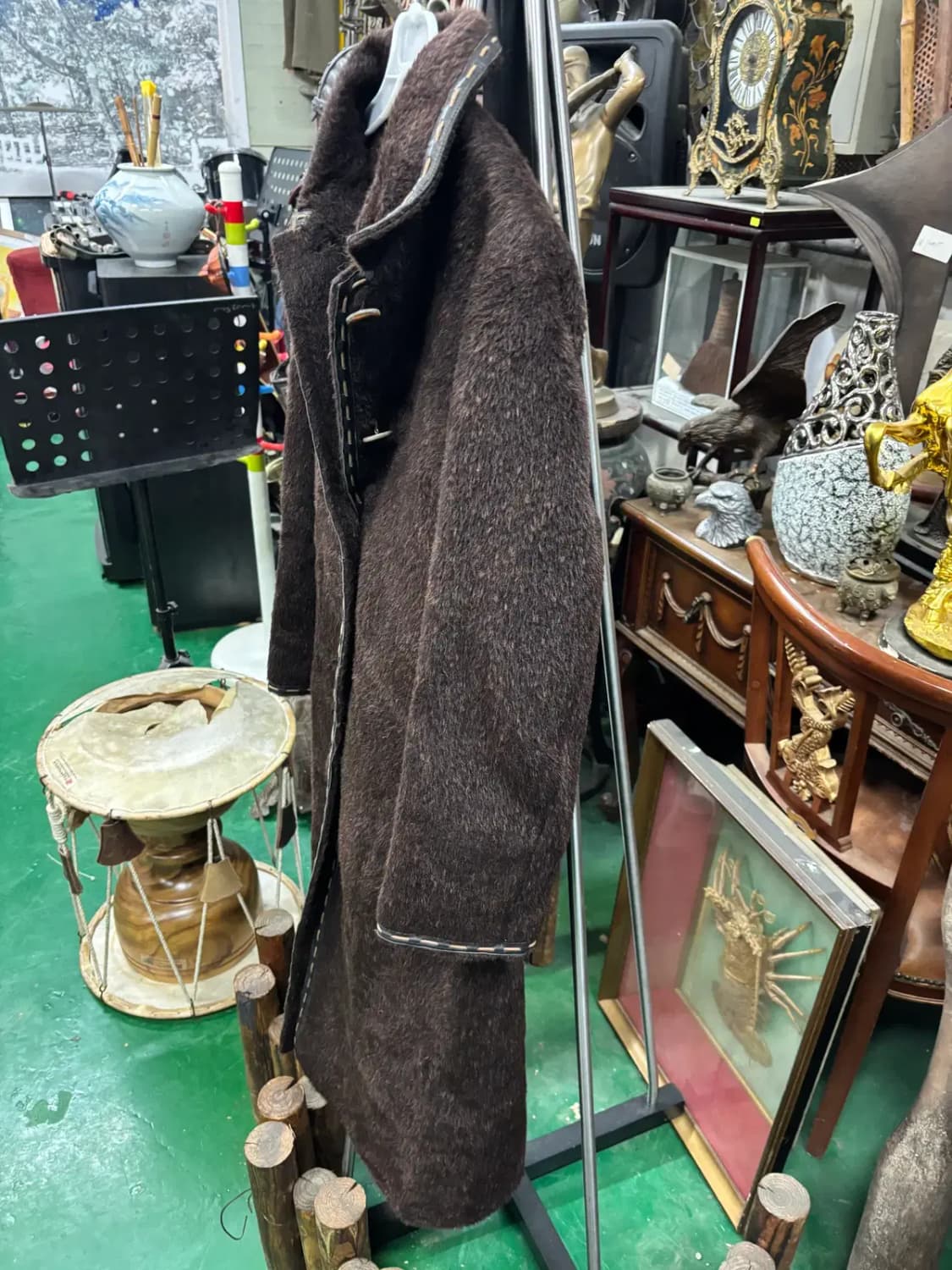 KIMYEONJU (김연주)알파카 모 실크 양가죽 배색 롱코트 상품이미지3