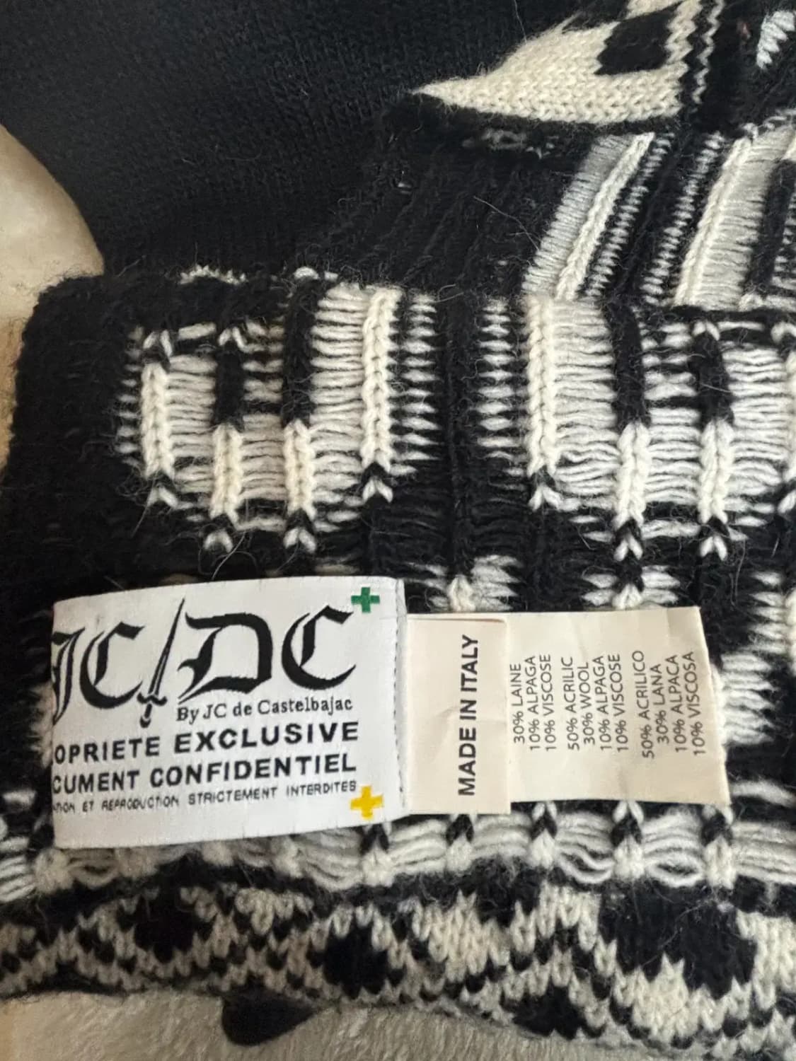 장 샤를 드 까스텔바작 스컬(해골) 패턴 머플러 목도리 상품이미지3