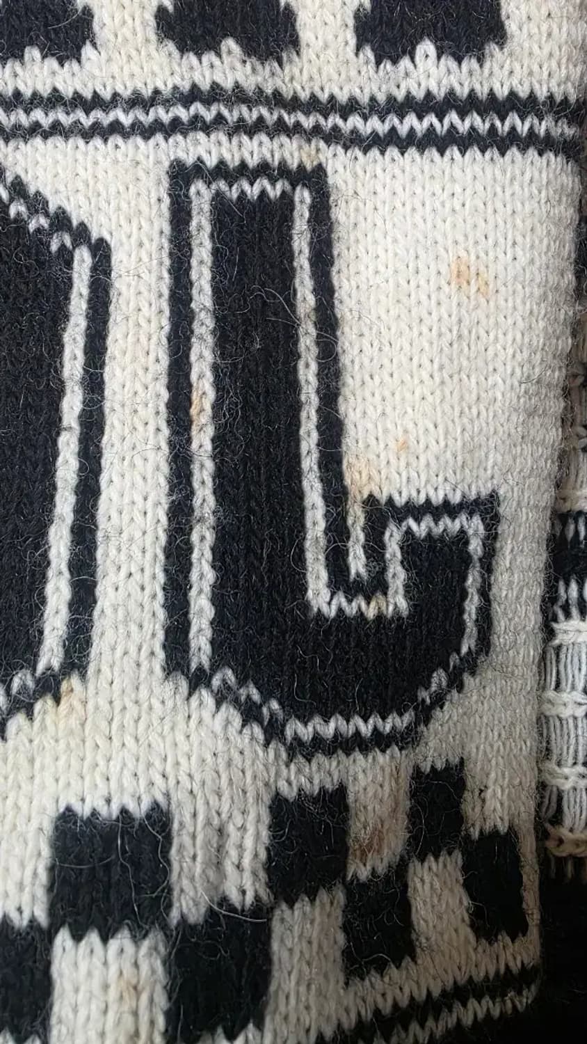 장 샤를 드 까스텔바작 스컬(해골) 패턴 머플러 목도리 상품이미지4