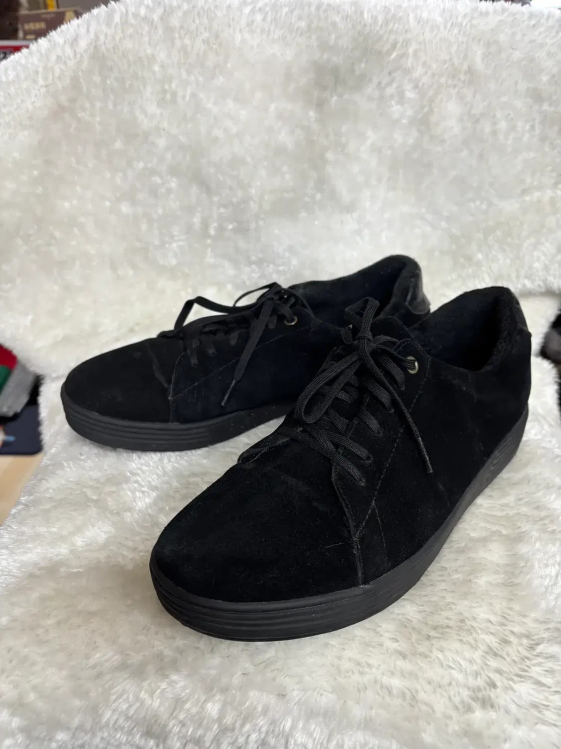 엘르옴므(ELLE HOMME) 내피 털 블랙 스웨이드 스니커즈 상품이미지2