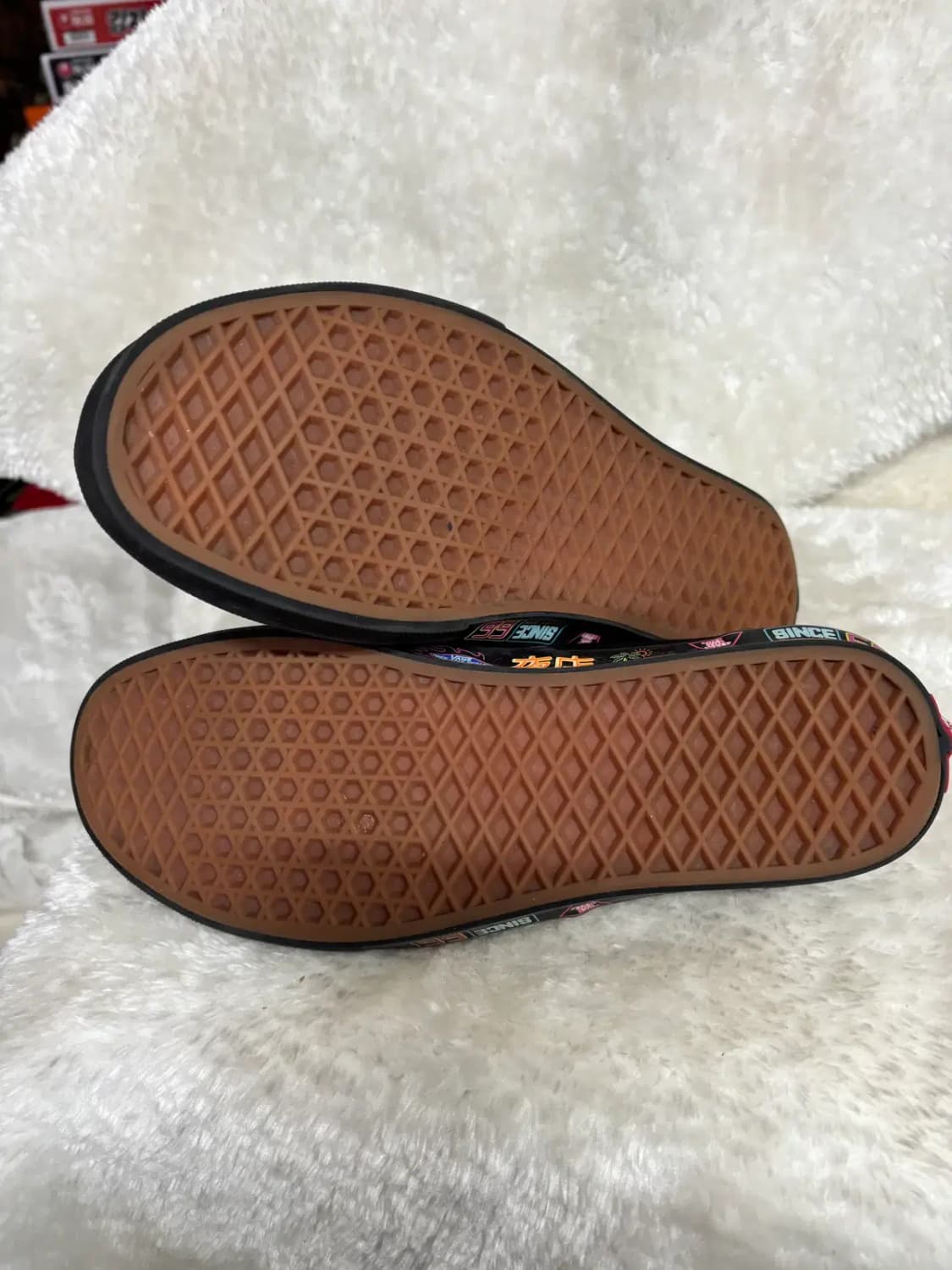 반스 블랙 네온 스케이트 스니커즈 상품이미지4