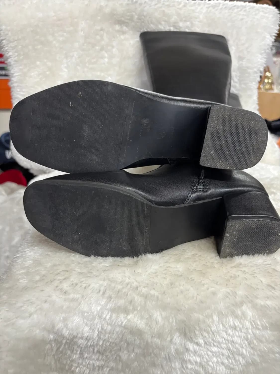 슬림핏 스퀘어토 인조 가죽 롱부츠 상품이미지4