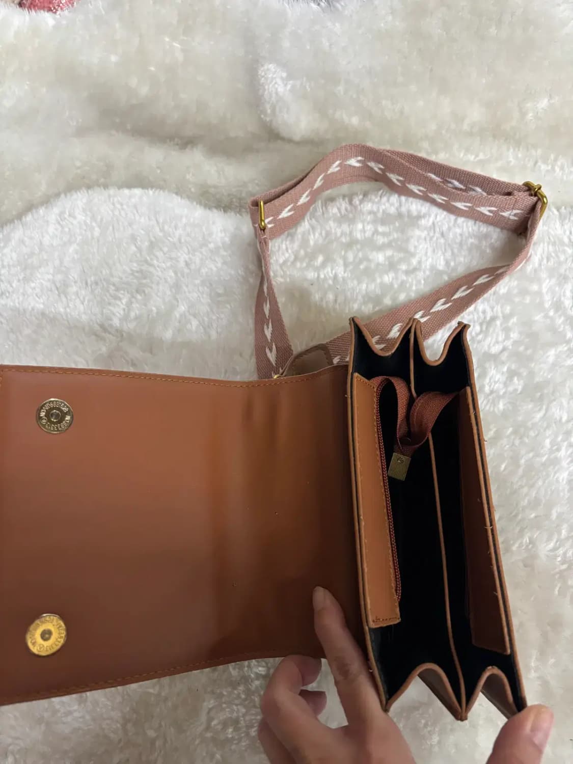 Returns & Jausic 미니 크로스백 상품이미지3