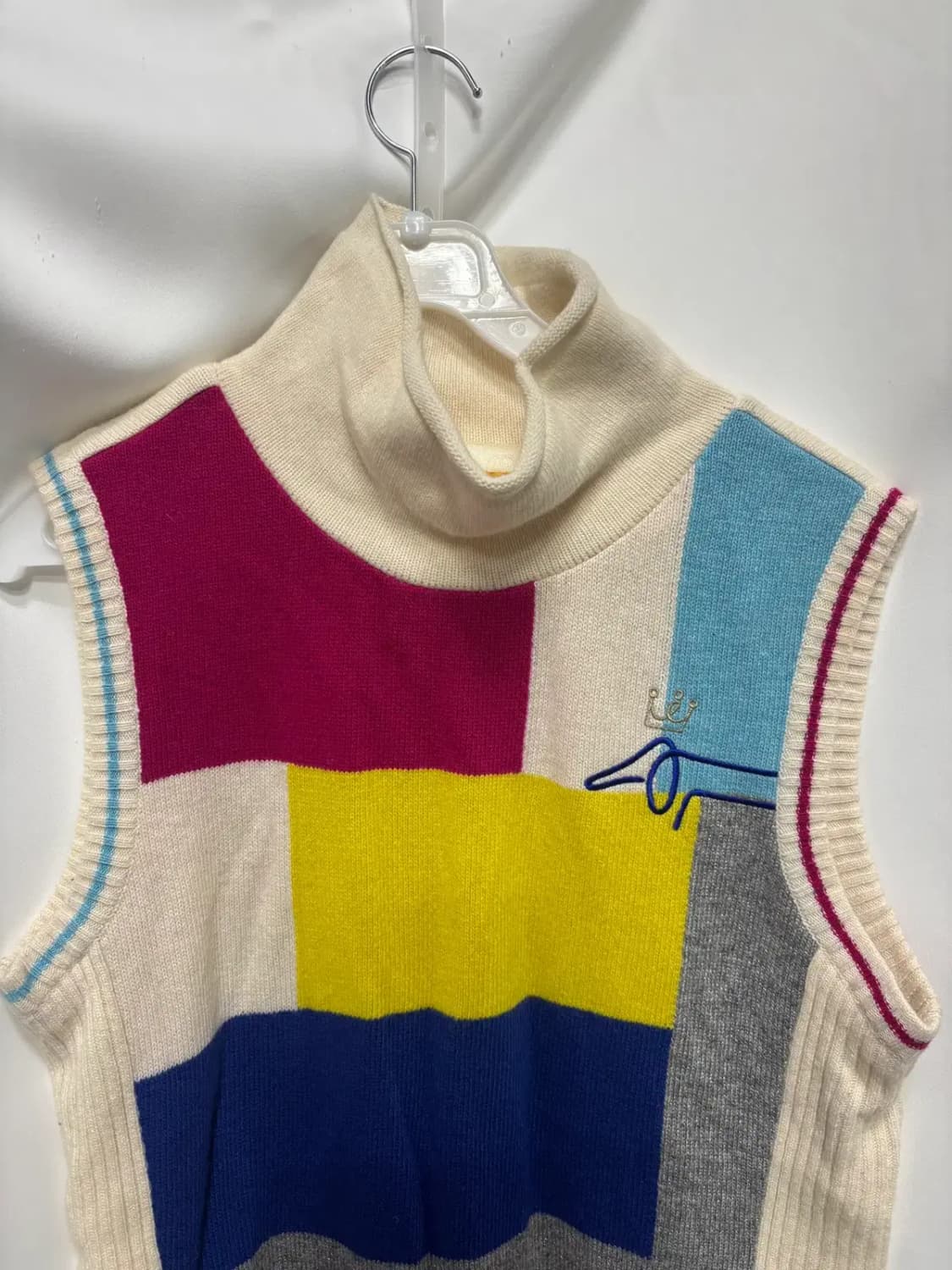 루이까스텔 컬러블록 패치워크 터틀넥 조끼 100 상품이미지2