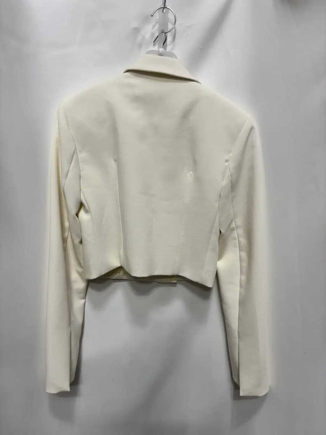 자라(Zara)의 크롭 블레이저 자켓 XS 상품이미지4