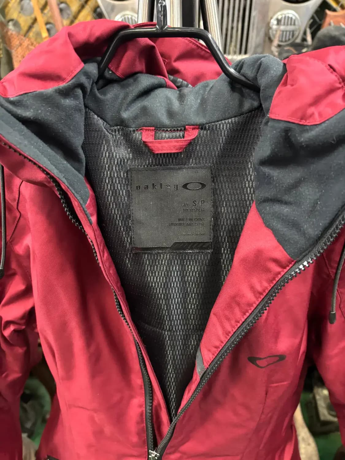 오클리 (Oakley) 버건디 후드 점퍼 자켓 상품이미지2