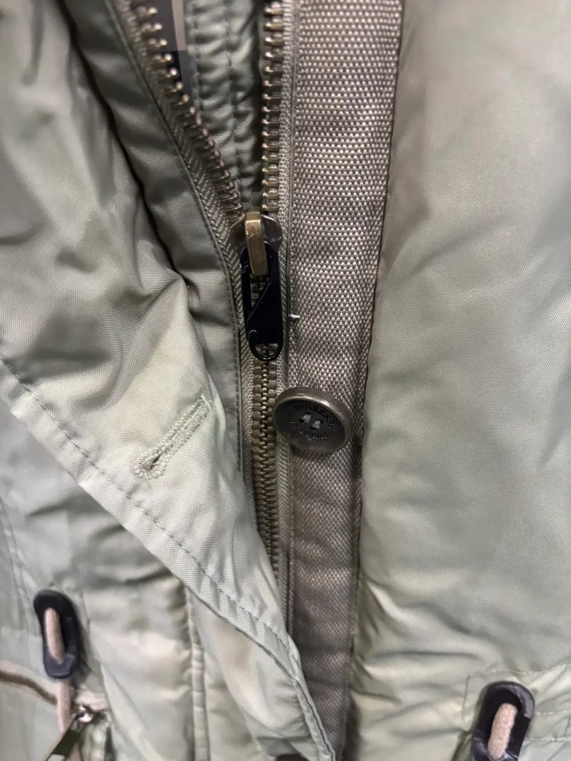 버버리 브릿(Burberry Brit) 야상 거위털 패딩 재킷 점퍼 상품이미지3