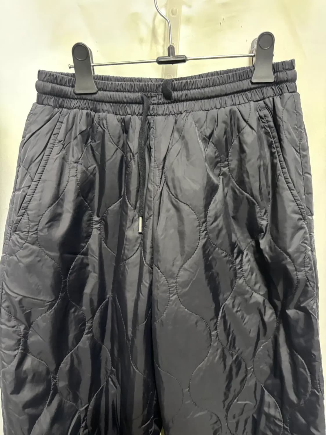 커스텀어클락(Costume O\'Clock)COCL 블랙 퀼팅 패딩 바지 상품이미지2