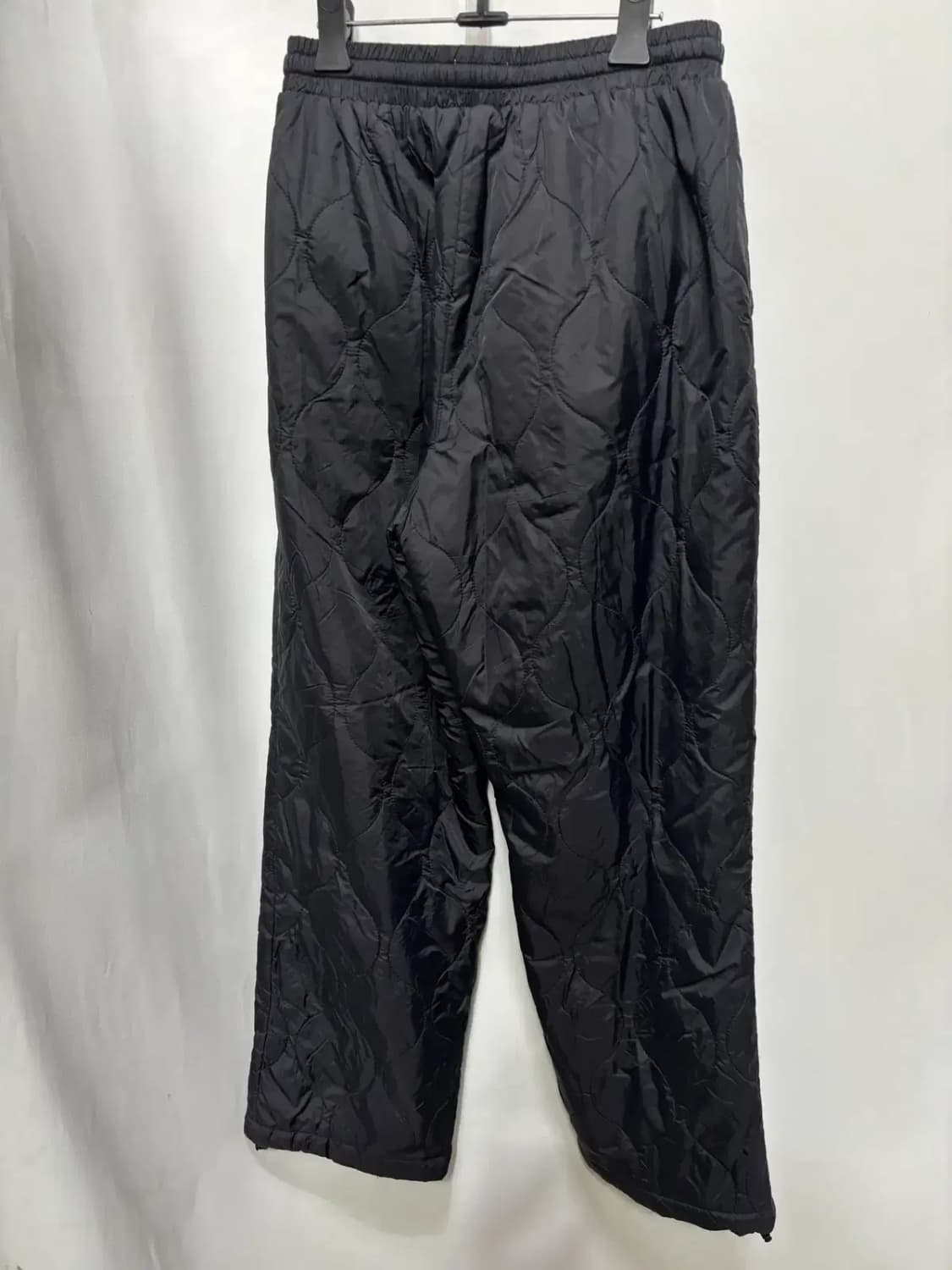 커스텀어클락(Costume O\'Clock)COCL 블랙 퀼팅 패딩 바지 상품이미지4