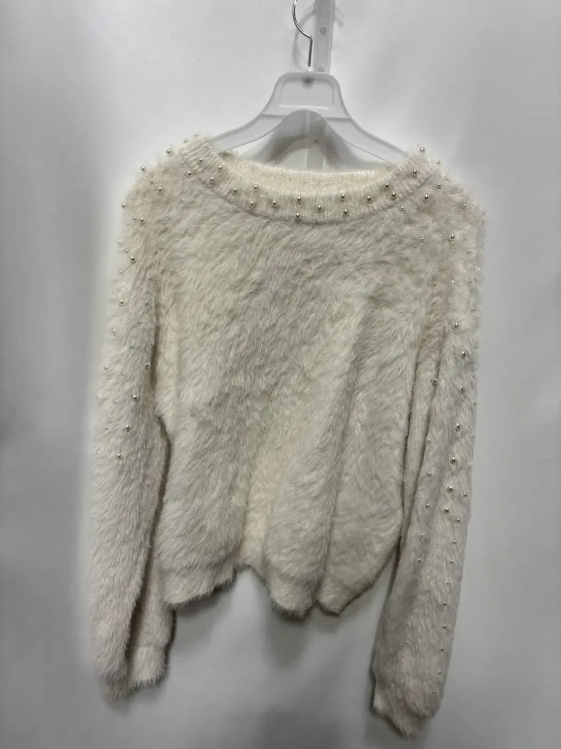 진주 포인트 화이트 퍼 니트 스웨터 상품이미지1