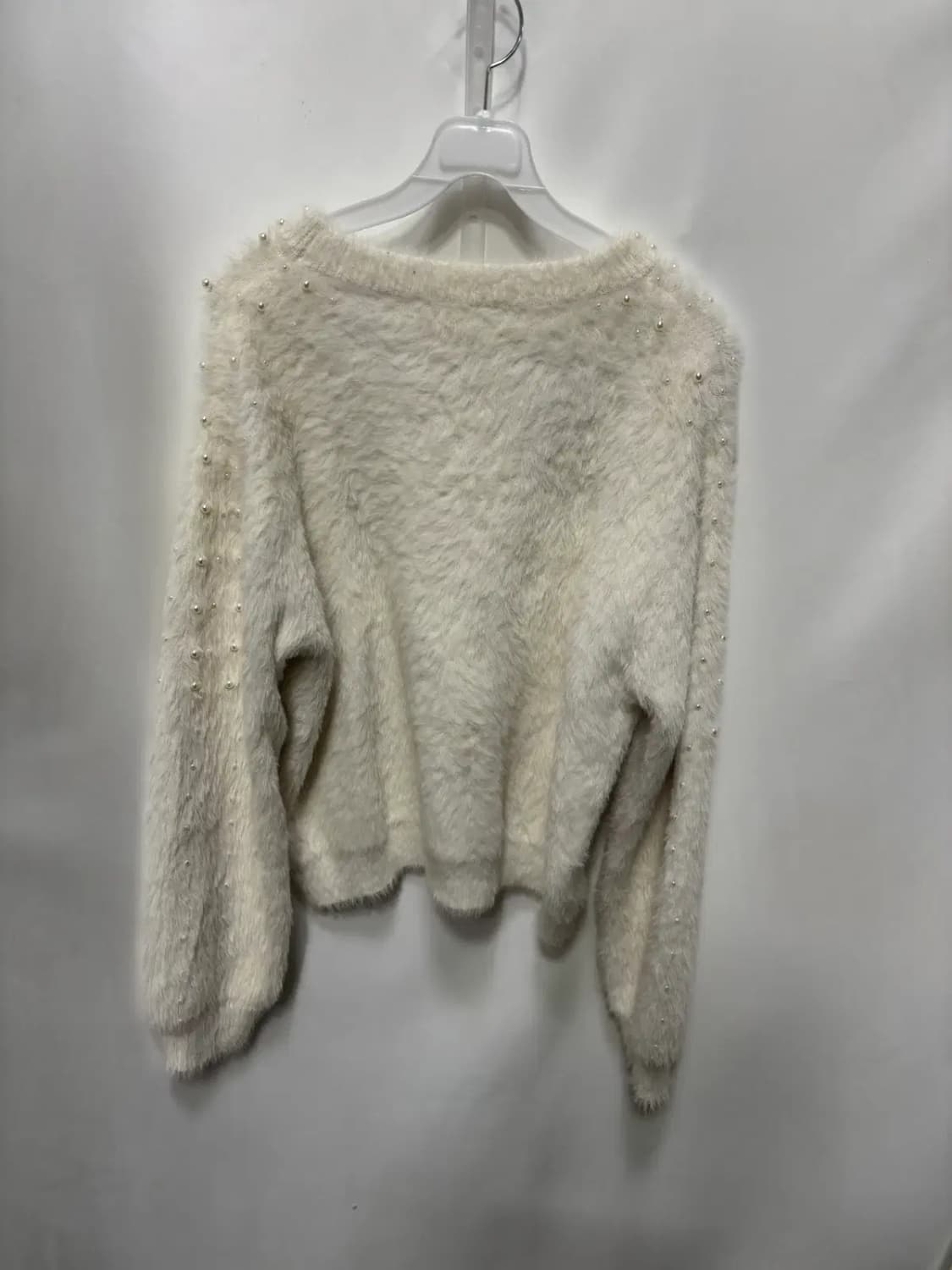 진주 포인트 화이트 퍼 니트 스웨터 상품이미지4