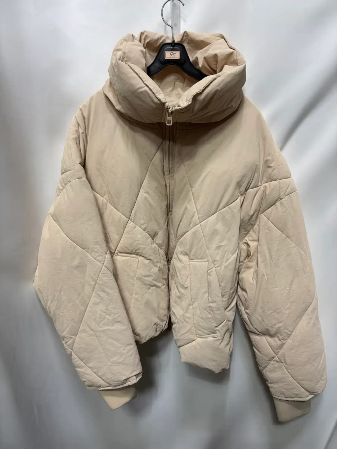 자라(Zara)베이지 퀼팅 하이칼라 패딩 재킷 점퍼 L 상품이미지1