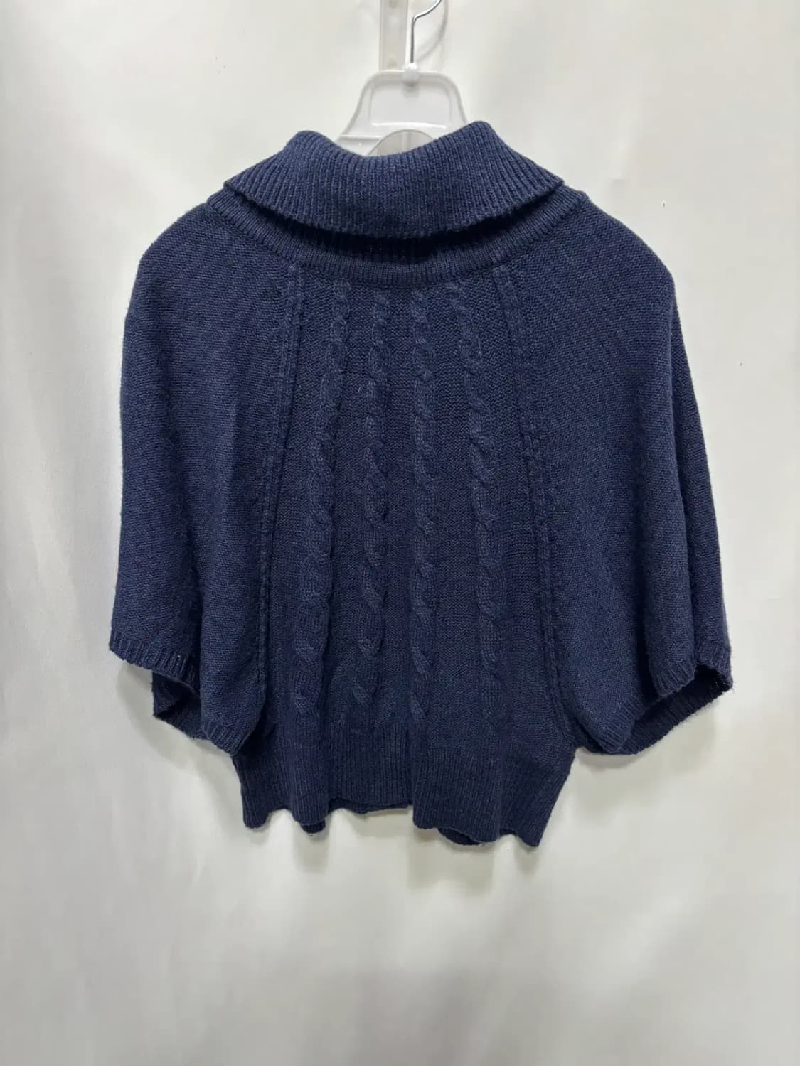 리즌(Reason) 네이비 케이블 니트 케이프 망토 가디건 상품이미지4