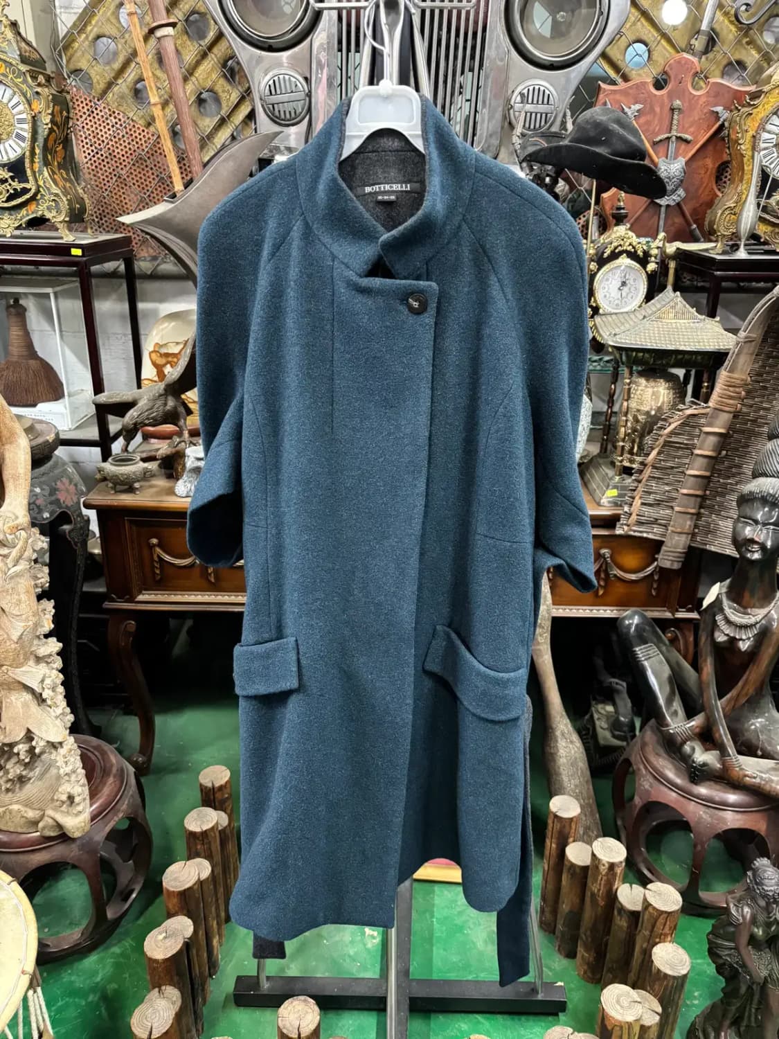 보티첼리(BOTTICELLI) 모+앙고라 혼방 망또 판쵸 코트 상품이미지1