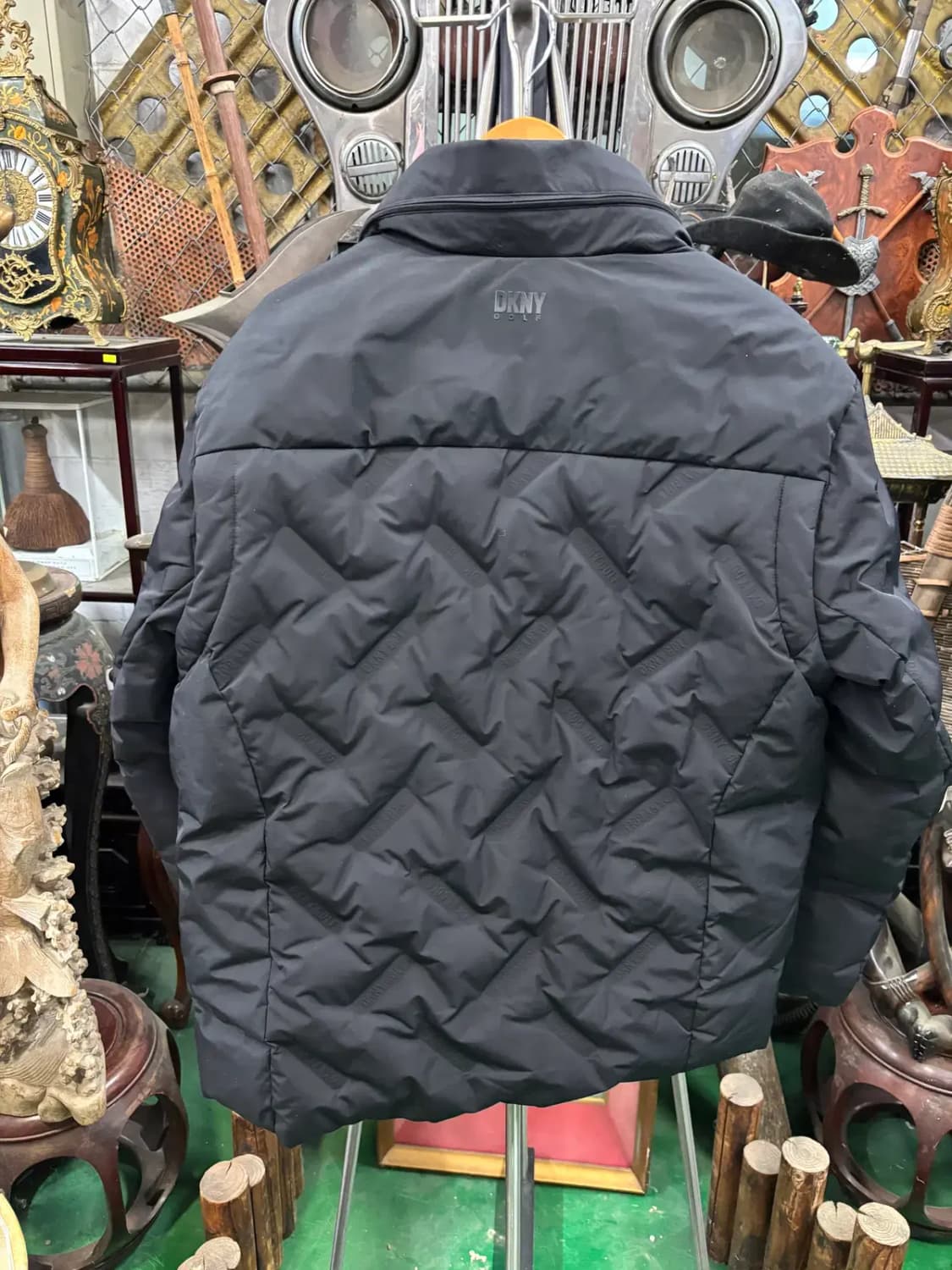 DKNY GOLF 퀄팅(누빔)오리털 경량 패딩 점퍼 상품이미지4