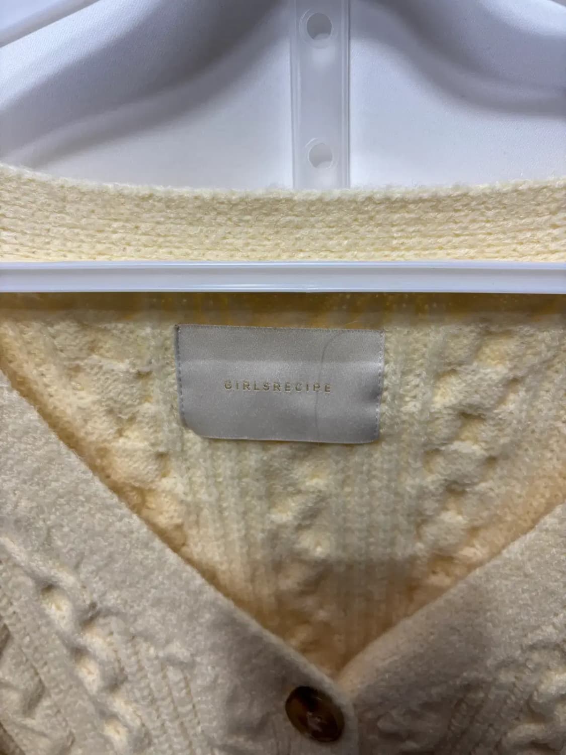 걸즈레시피 꽈배기 루즈핏 니트 가디건 FREE 상품이미지2