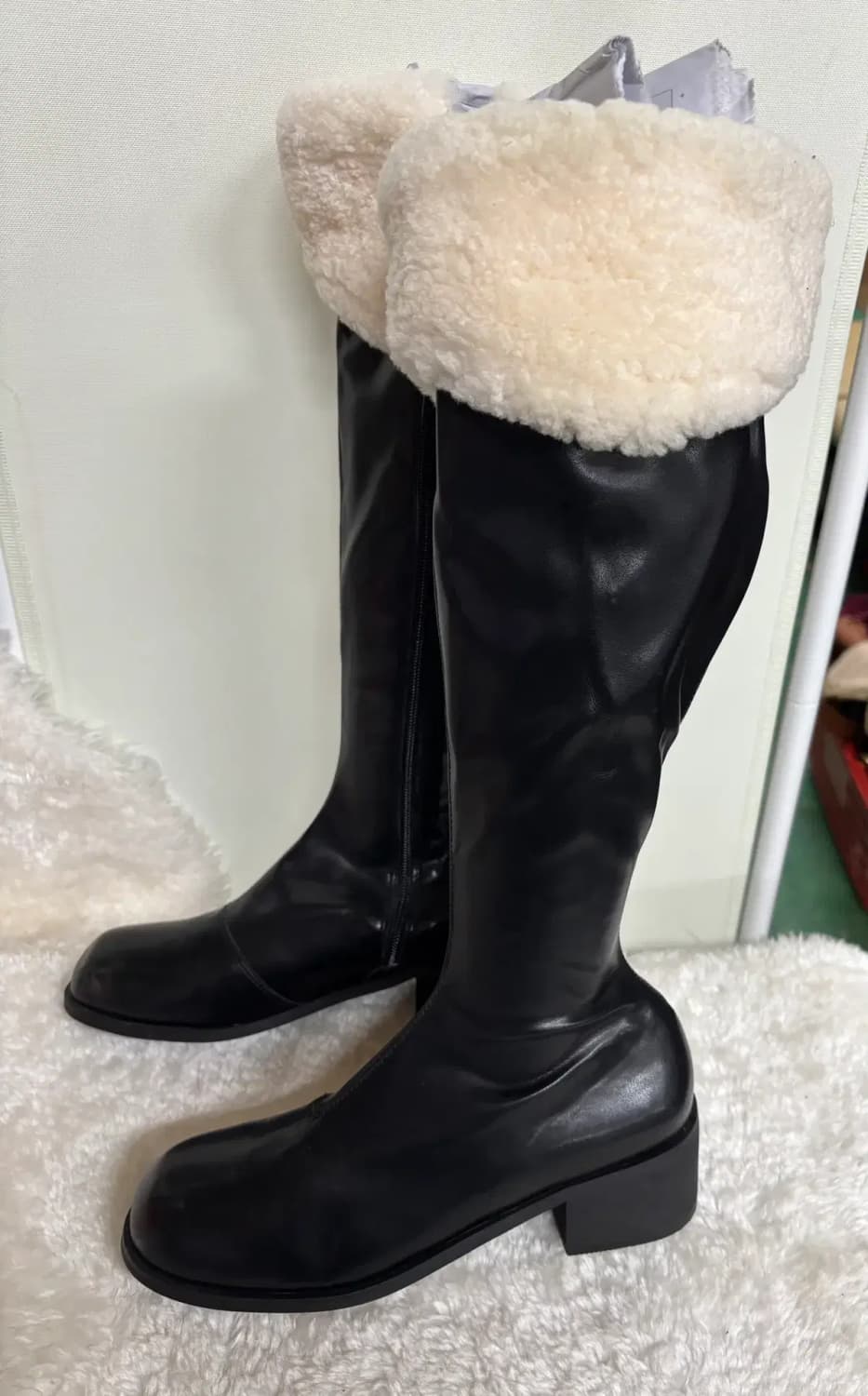 블랙 스판 인조 가죽 퍼 트리밍 옆지퍼 롱부츠(종아리둘레33cm까지가능) 상품이미지3