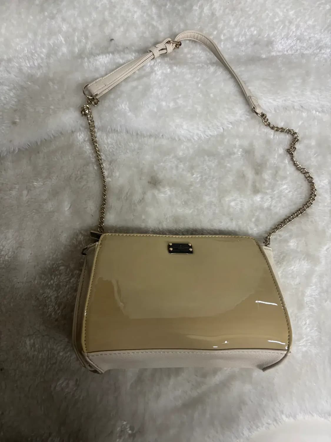 폴스 부띠끄  에나멜 미니 크로스백 상품이미지2