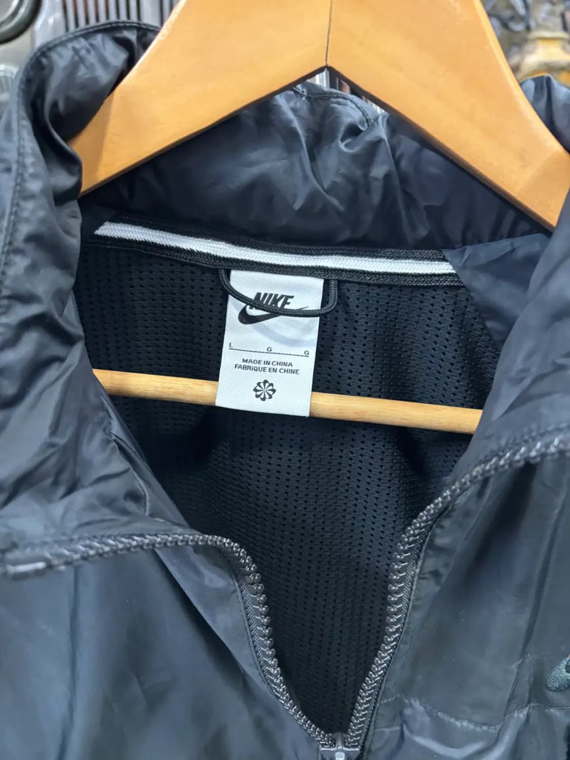 나이키 스포츠웨어 테크 우븐 남성 패커블 라인드 자켓 점퍼 상품이미지2