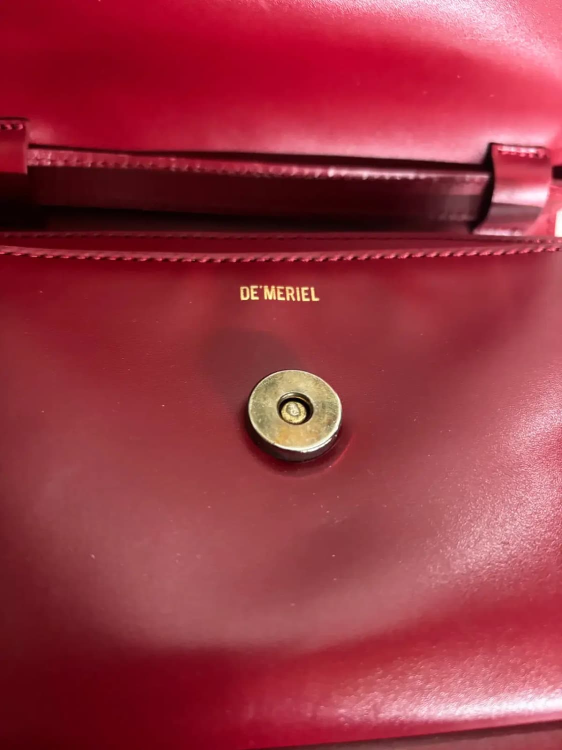 드메리엘(DEMERIEL) 클래식 미니 레드 크로스백 상품이미지2