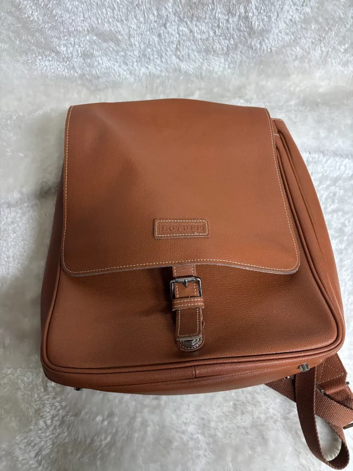 로터프(LOTUFF) 브라운 가죽 백팩 상품이미지1